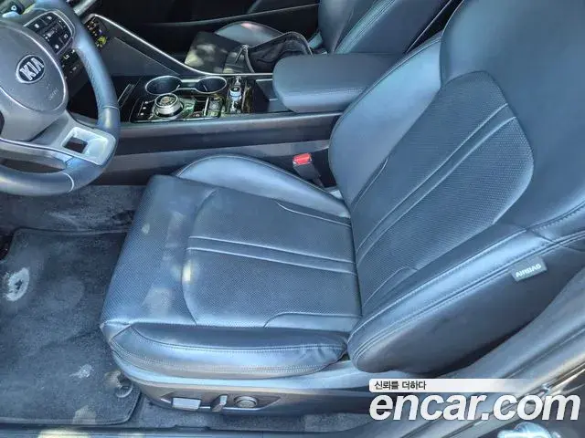 Kia K5 2021 — ფოტო 2/15