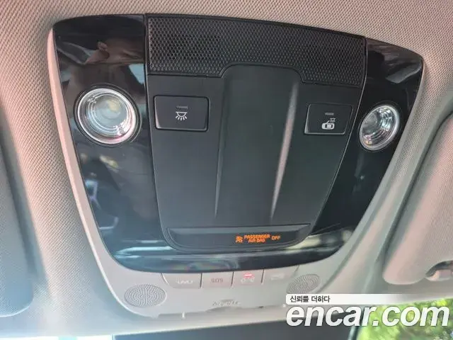 Kia K5 2021 — ფოტო 10/15