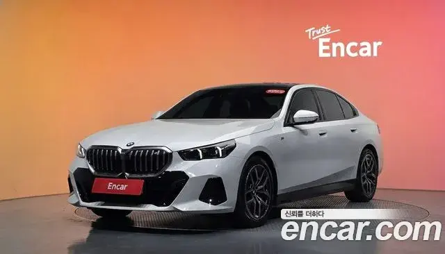 BMW 5 Series 2024 — Şəkil 3/32