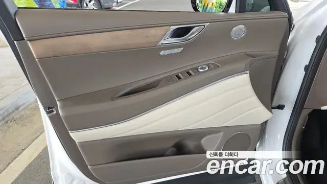 Genesis GV80 2022 — ფოტო 7/32