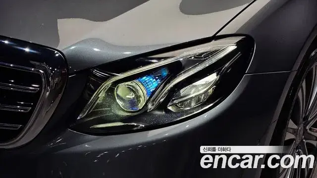 Mercedes-Benz E-Class 2020 — Şəkil 7/30
