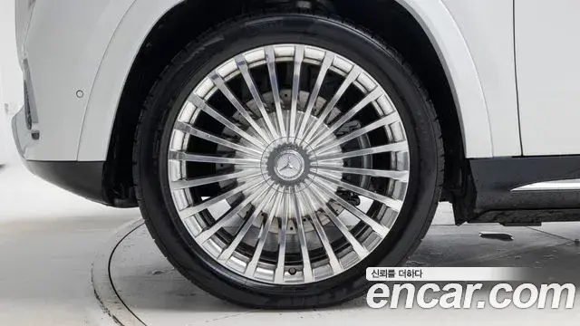 Mercedes-Benz GLS-Class 2025 — Фото 5/20