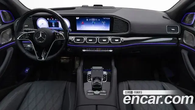 Mercedes-Benz GLS-Class 2025 — Фото 10/20