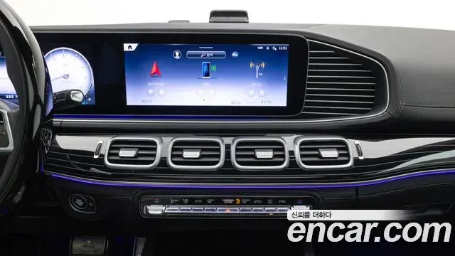 Mercedes-Benz GLS-Class 2025 — Фото 16/20