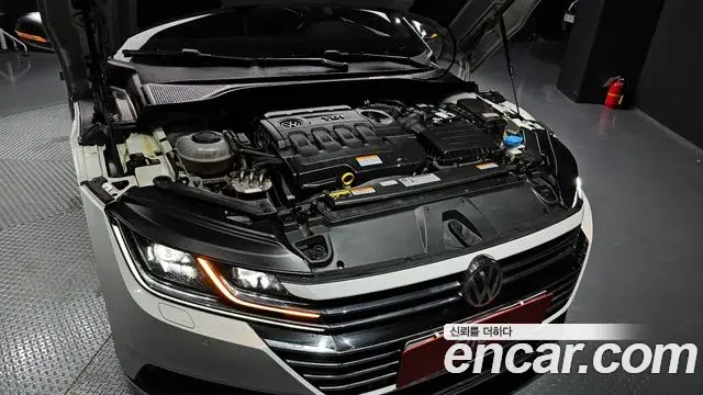 Volkswagen Arteon 2019 — Photo 15/35