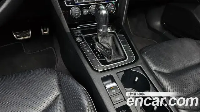 Volkswagen Arteon 2019 — Photo 10/35