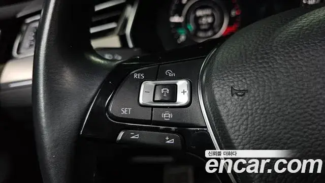 Volkswagen Arteon 2019 — Photo 25/35