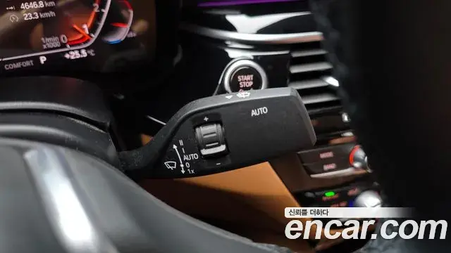 BMW 5 Series 2019 — ფოტო 24/31