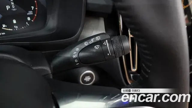 Volvo XC40 2021 — Photo 5/20