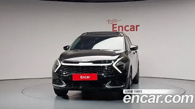 Kia Sportage 2023 — Фото 2/20