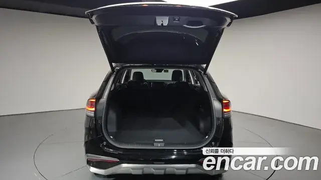 Kia Sportage 2023 — Şəkil 9/37