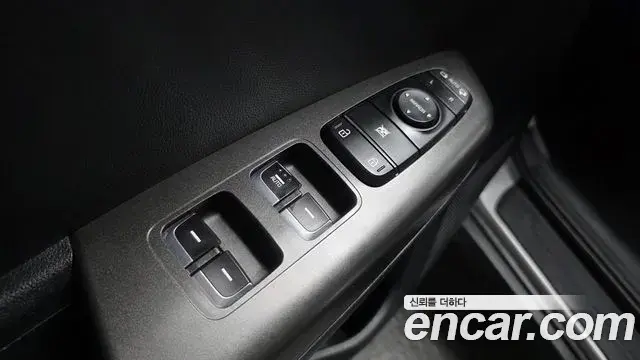 Kia Sportage The Bold 2019 — Фото 13/20