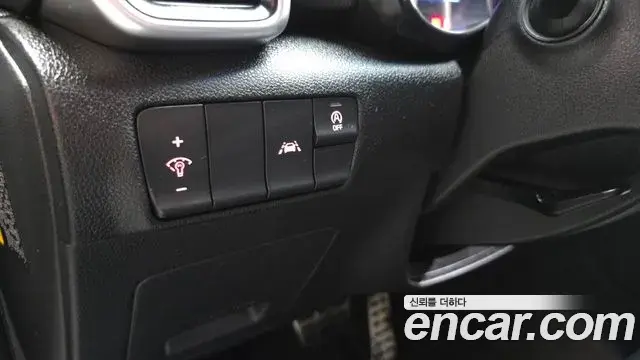 Kia Sportage The Bold 2019 — Фото 14/20