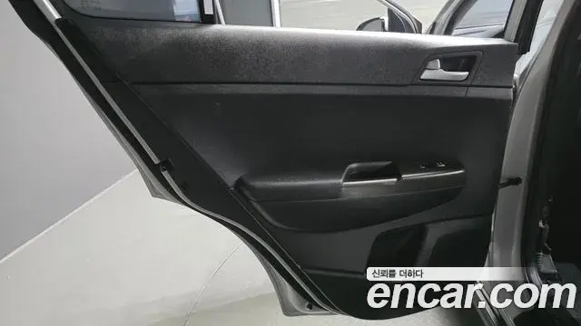 Kia Sportage The Bold 2019 — ფოტო 5/30