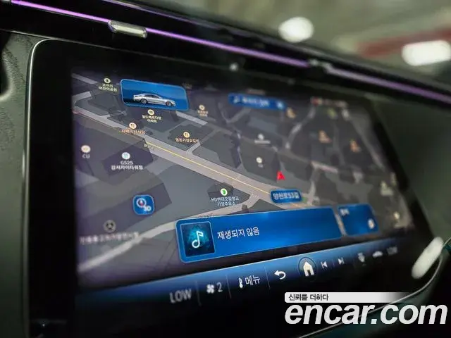 Mercedes-Benz E-Class 2025 — Фото 8/20