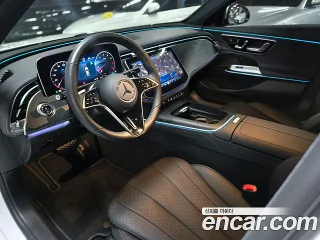 Mercedes-Benz E-Class 2025 — Фото 10/20