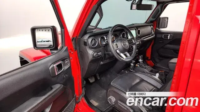 Jeep Wrangler 2018 — Фото 10/20