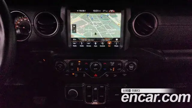 Jeep Wrangler 2018 — Фото 13/20