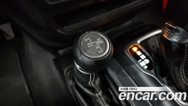 Jeep Wrangler 2018 — Фото 20/20