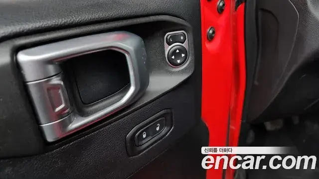 Jeep Wrangler 2018 — Photo 7/34