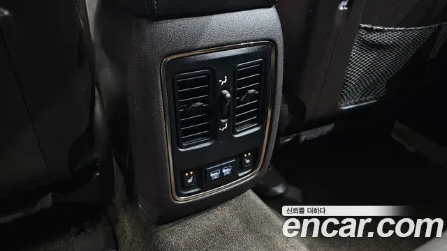 Jeep Grand Cherokee 2018 — ფოტო 11/20
