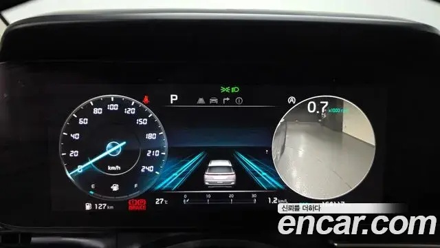 Kia Carnival 2021 — Şəkil 13/35