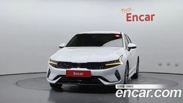 Kia K5 2022 — Şəkil 26/30