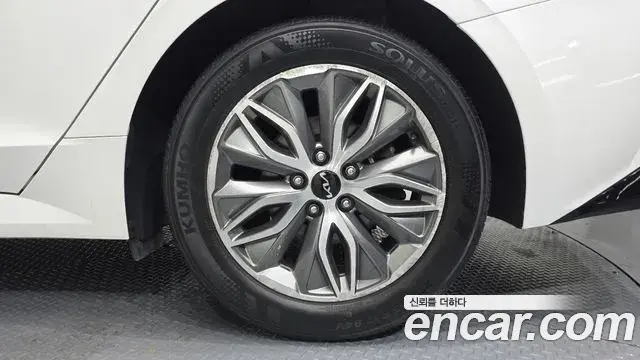 Kia K5 2022 — Şəkil 3/30