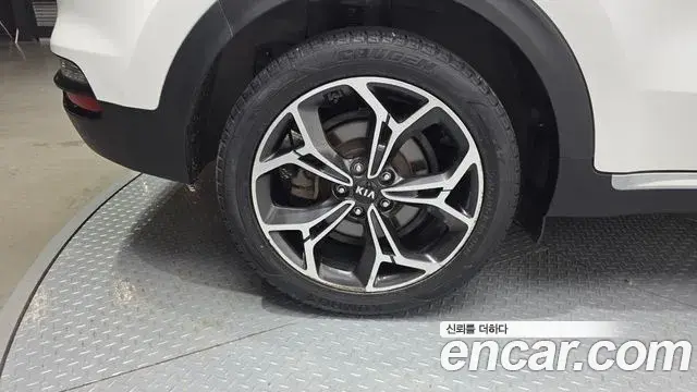 Kia Sportage The Bold 2020 — Photo 17/20