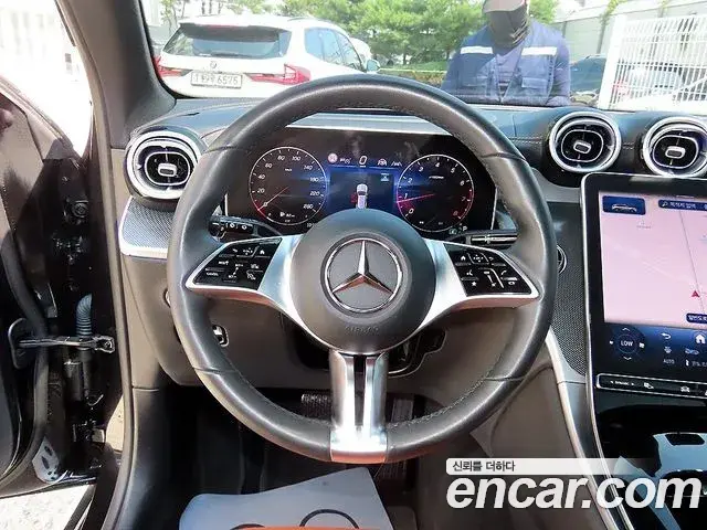 Mercedes-Benz GLC-Class 2025 — ფოტო 15/20
