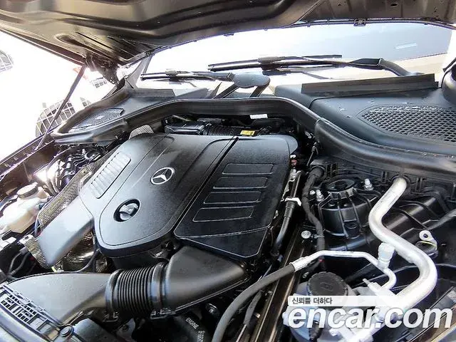 Mercedes-Benz GLC-Class 2025 — ფოტო 20/20