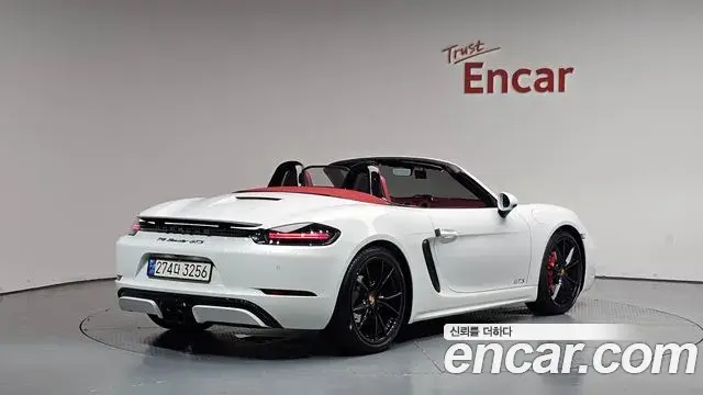 Porsche 718 Boxster 2019 — Фото 2/20