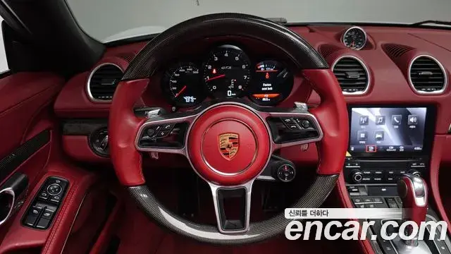 Porsche 718 Boxster 2019 — Фото 11/20