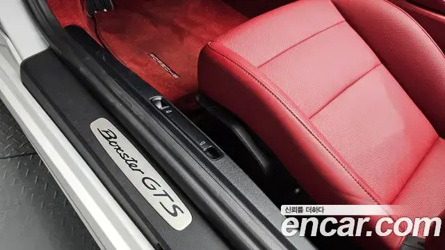 Porsche 718 Boxster 2019 — Фото 16/20