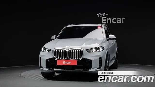 BMW X5 2025 — ფოტო 14/34