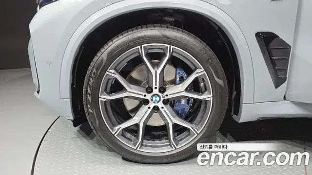 BMW X5 2025 — ფოტო 29/34