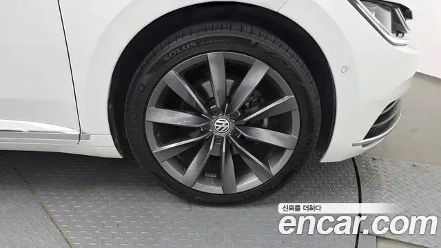 Volkswagen Arteon 2020 — Photo 41/41