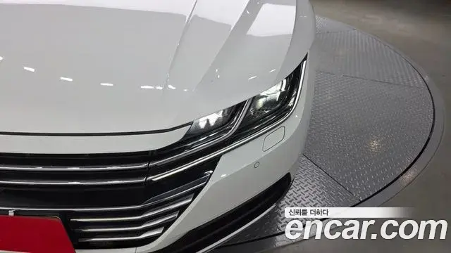 Volkswagen Arteon 2020 — Photo 30/41