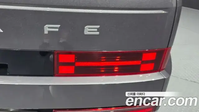 Hyundai Santa Fe 2024 — ფოტო 23/30