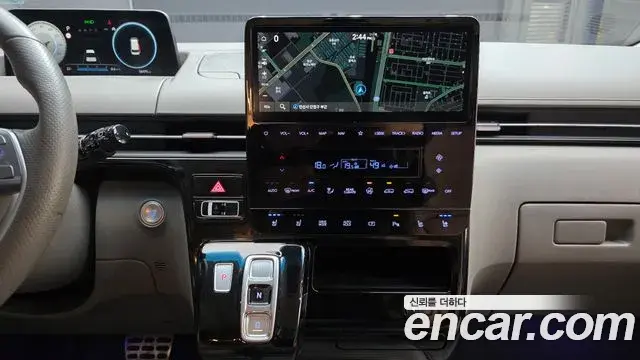 Hyundai Staria 2023 — Şəkil 12/20