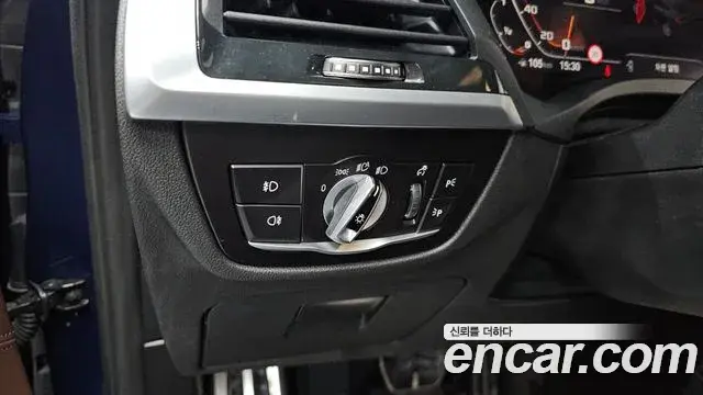 BMW X4 2021 — Фото 16/20