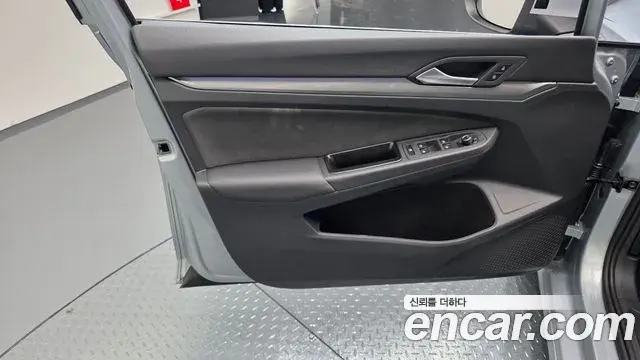 Volkswagen Golf 2026 — ფოტო 26/35
