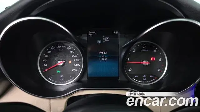Mercedes-Benz C-Class 2019 — Şəkil 1/30