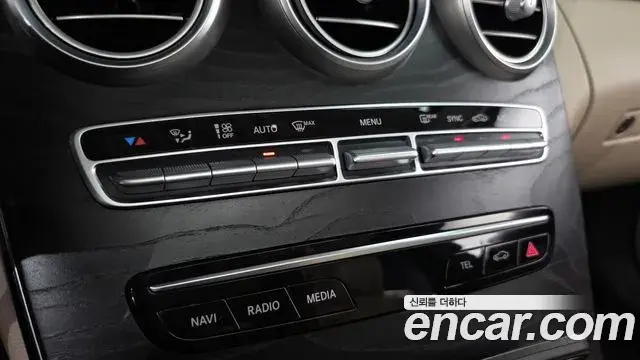Mercedes-Benz C-Class 2019 — Şəkil 15/30