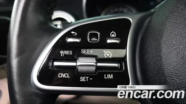 Mercedes-Benz C-Class 2019 — Şəkil 6/30