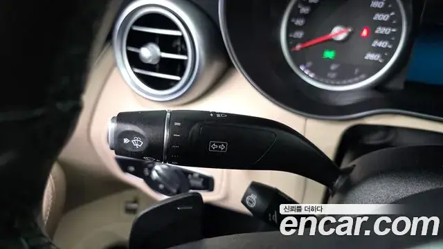 Mercedes-Benz C-Class 2019 — Şəkil 4/30