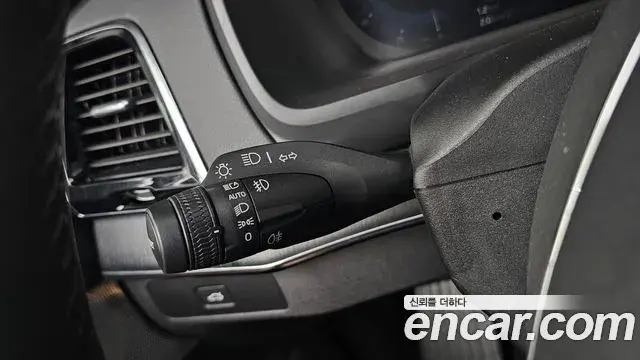 Volvo XC90 2022 — ფოტო 6/35