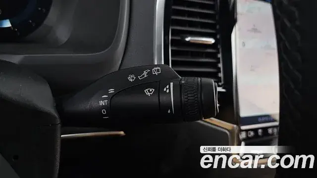 Volvo XC90 2022 — ფოტო 23/35