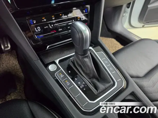Volkswagen Arteon 2022 — Photo 5/20