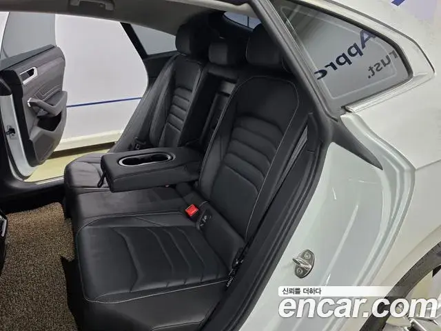 Volkswagen Arteon 2022 — Photo 9/20